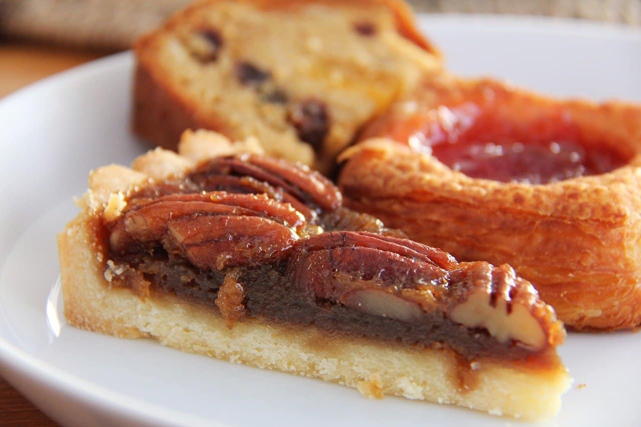 My Dog Ate Pecan Pie Should I Be Concerned Joypetproducts My Dog Ate Pecan Pie Should I Be Concerned Joypetproducts