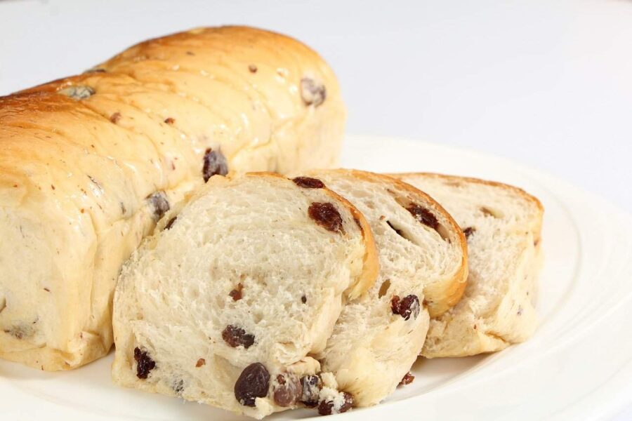 What do you do if your dog ate raisin bread?